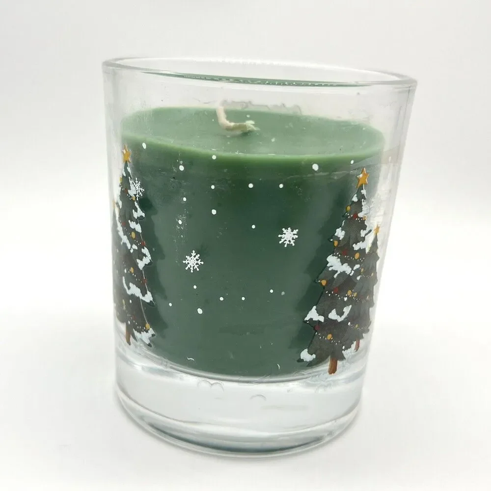 Cedar & Teak Scented 8 oz Smokeless Soy Wax Candle Glass Jar Merry Christmas NEW